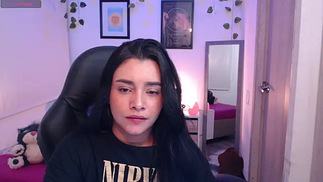  MarilynWhite_ chat room