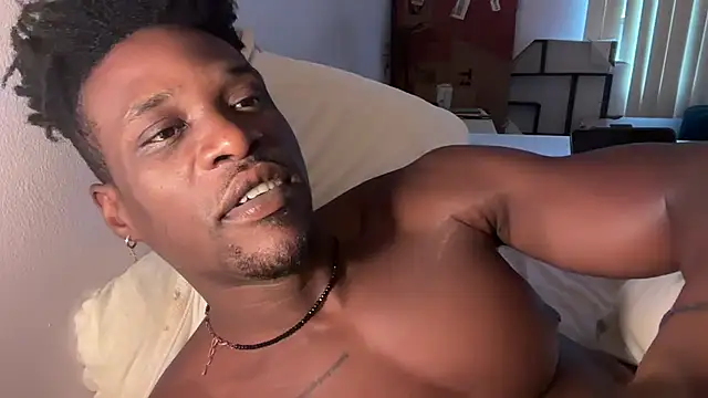mrdaddyblackni9e - MrDaddyBlackNi9e's free webcam - UK Sex Cams