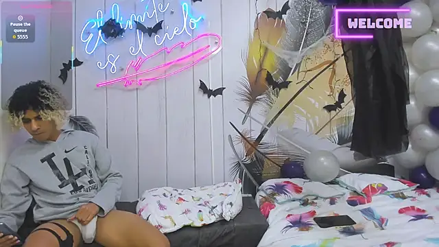 meneaterss - Meneaterss's free webcam - UK Sex Cams