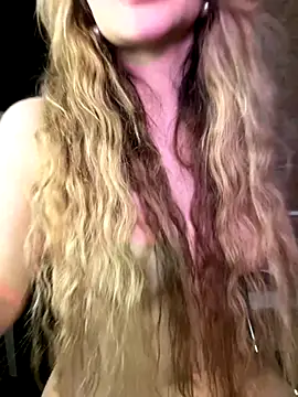 Chloe_Ravens