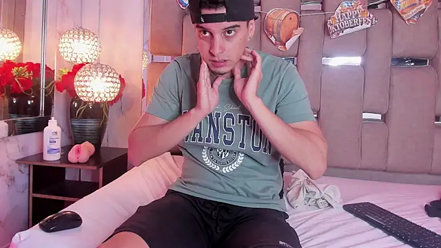 Maximo__