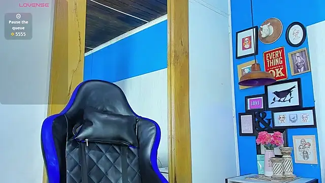 drake_nassir4 - Drake_Nassir4's free webcam - UK Sex Cams