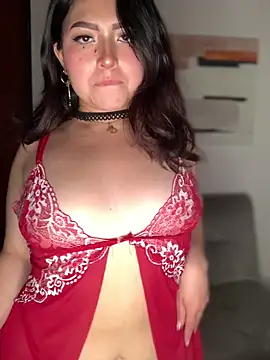 NicolBeltran_Pink