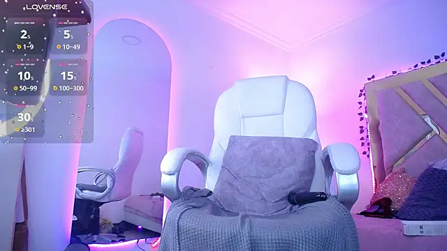 Alexaamoon_