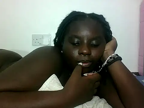 hotebbbyy