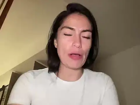 BellaMaserati on StripChat