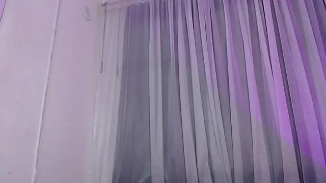 violettsuncs - Violettsuncs's free webcam - UK Sex Cams