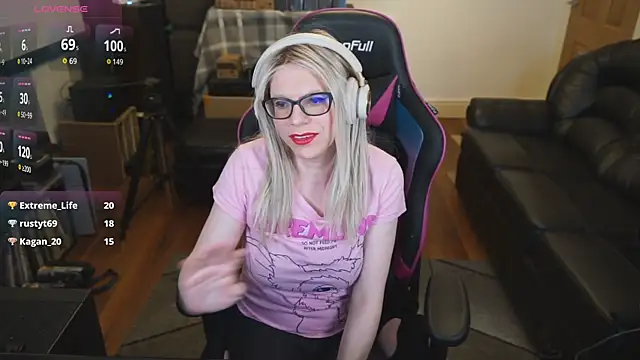 KelseyCobalt live cam screenshot tranny from United Kingdom on Bagaboante — Live Sex Chat & Cams