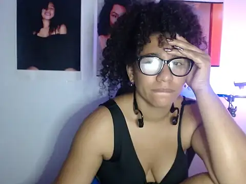 bellacrespalatina - Bellacrespalatina's free webcam - UK Sex Cams