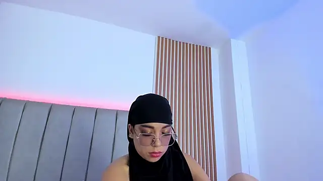naishaa_