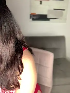 NicolBeltran_Pink