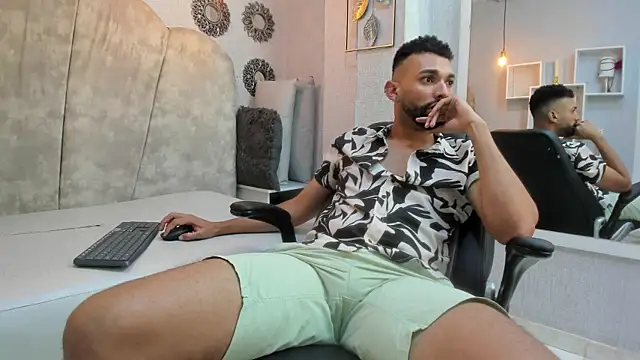 onlymen2025