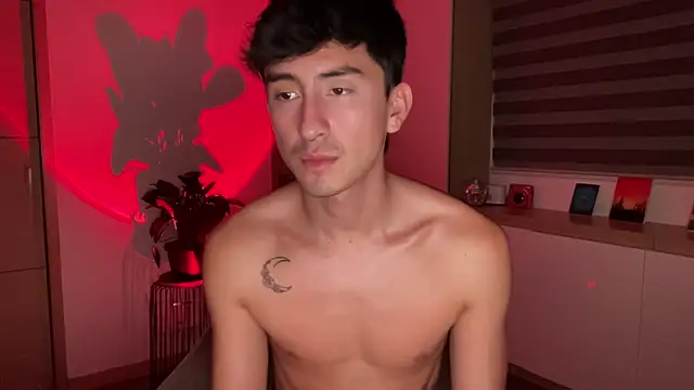 sweettaaron01