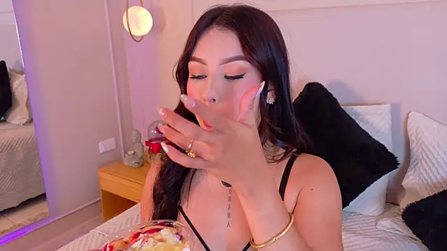 OlayaCooper