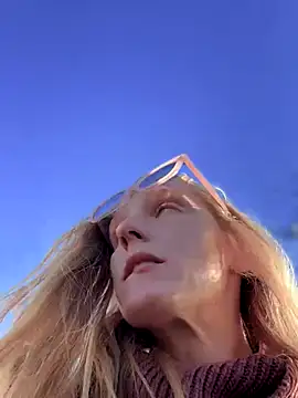 GoldenFlameGoddess