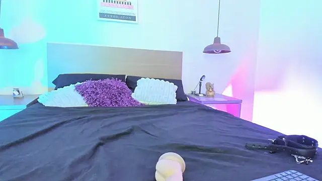  Katyrousee chat room
