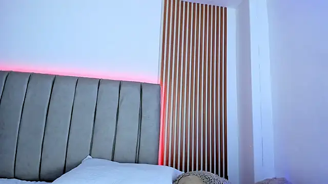 naishaa_