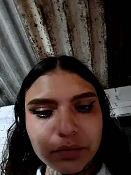 alis_1327 - Alis_1327's free webcam - UK Sex Cams