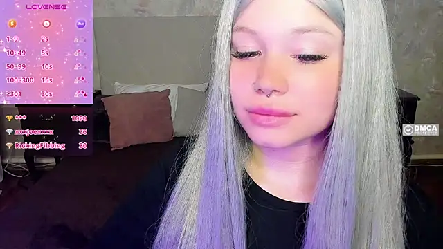  Diana_Dream chat room