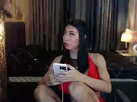horsecockjamiets - HorseCockJamieTS's free webcam