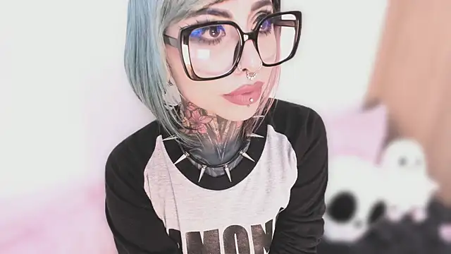 NikkiRamone