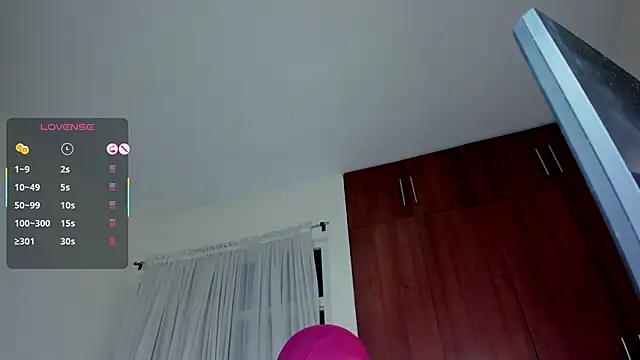 Julie_Markk