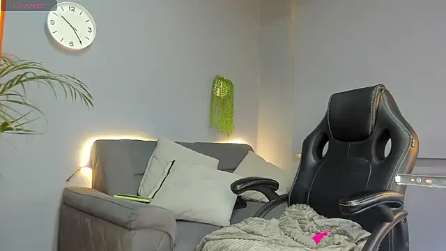 roosebella - RooseBella's free webcam - UK Sex Cams