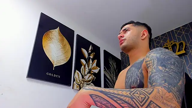 king_falconer