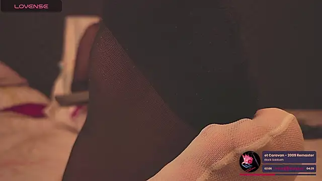gigifontaine__ - Gigifontaine__'s free webcam - UK Sex Cams