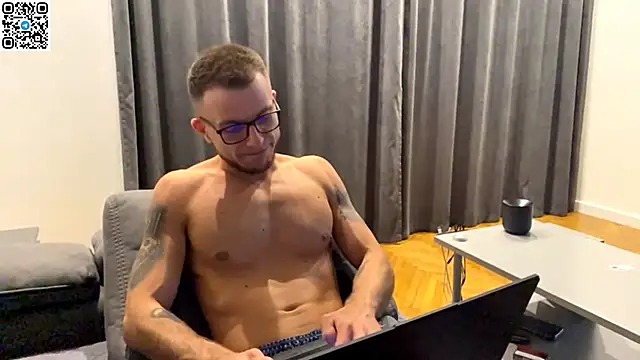 speed_god - Speed_god's free webcam - UK Sex Cams