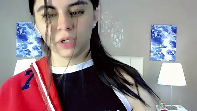 _Maddison_Ivanova_