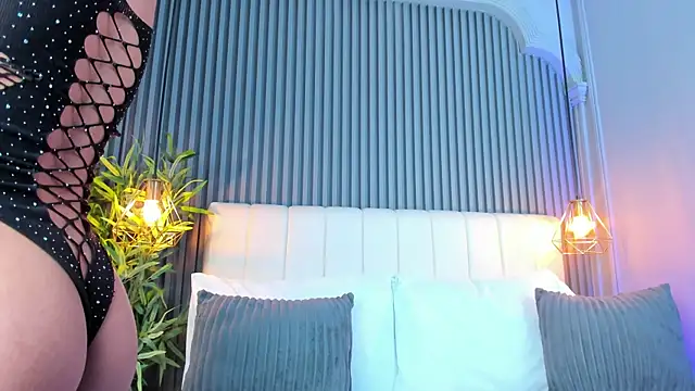 LinaGlam live cam screenshot female from Colombia on Pornmatic – Free Porn Videos & Live Cams