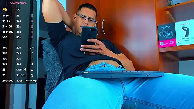 _john_boy_ - _John_Boy_'s free webcam - UK Sex Cams