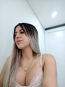 eva-2023 - Eva-2023's free webcam - UK Sex Cams