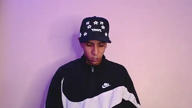 monkey_uchiha777 - Monkey_uchiha777's free webcam - UK Sex Cams