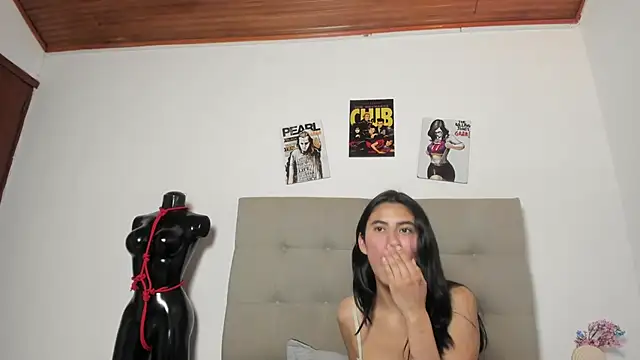 violetaholly - VioletaHolly's free webcam - UK Sex Cams