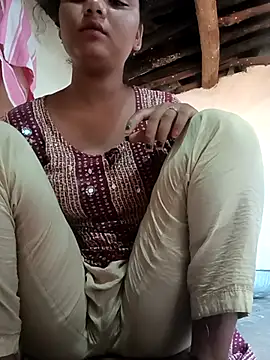 Hot_Shredha