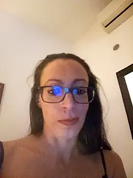 astrid3 - Astrid3's free webcam - UK Sex Cams