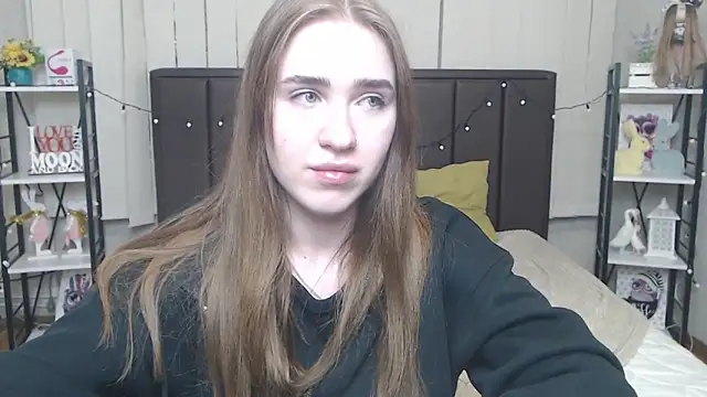LauraHlot