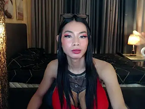 horsecockjamiets - HorseCockJamieTS's free webcam - UK Sex Cams