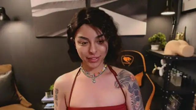 callmeluna - CallmeLUNA's free webcam - UK Sex Cams