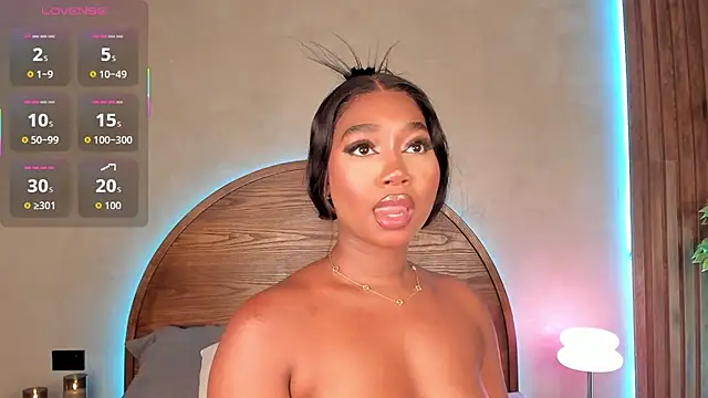alisonn_moon