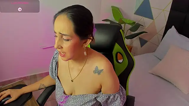 jadde13_ - Jadde13_'s free webcam - UK Sex Cams
