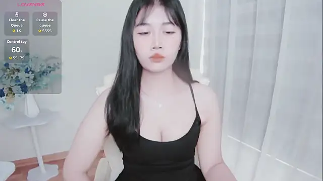 Crystal_Lea