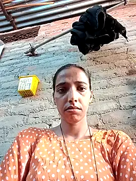 Pinki_thakur_1