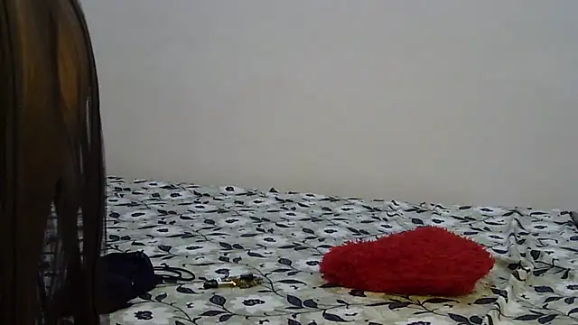 indian-squirt - Indian-Squirt's free webcam - UK Sex Cams