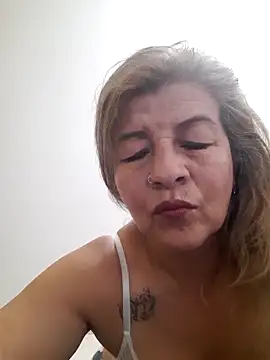 abby-blonde - Abby-Blonde's free webcam