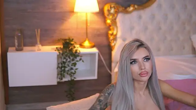 juicy_jessye - Juicy_Jessye's free webcam - UK Sex Cams
