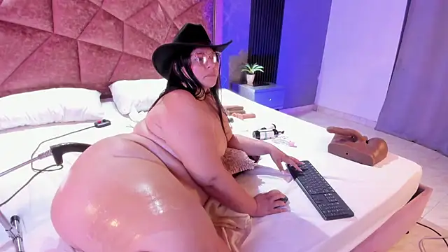  Amanda-Cruz chat room