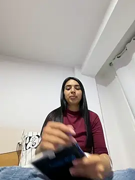 nicole_ss - Nicole_Ss's free webcam - UK Sex Cams
